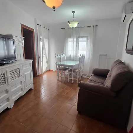 Junto Al Mar En El Centro De Conil Apartamento