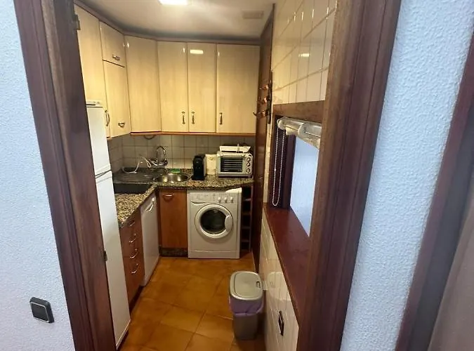 Junto Al Mar En El Centro De Conil